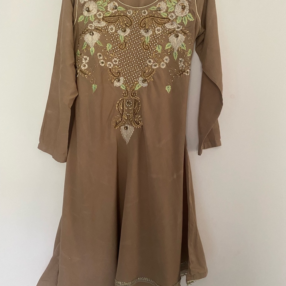 Pakistani Embroidered Brown and Green Kurti /Qameez